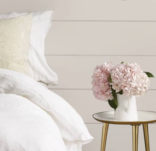 Bedroom night stand