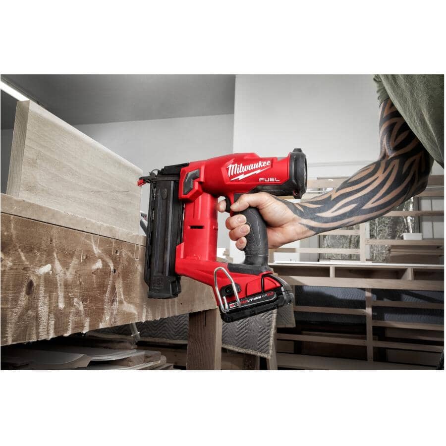 MILWAUKEE M18 Fuel Cordless Brad Nailer Kit | Home Hardware