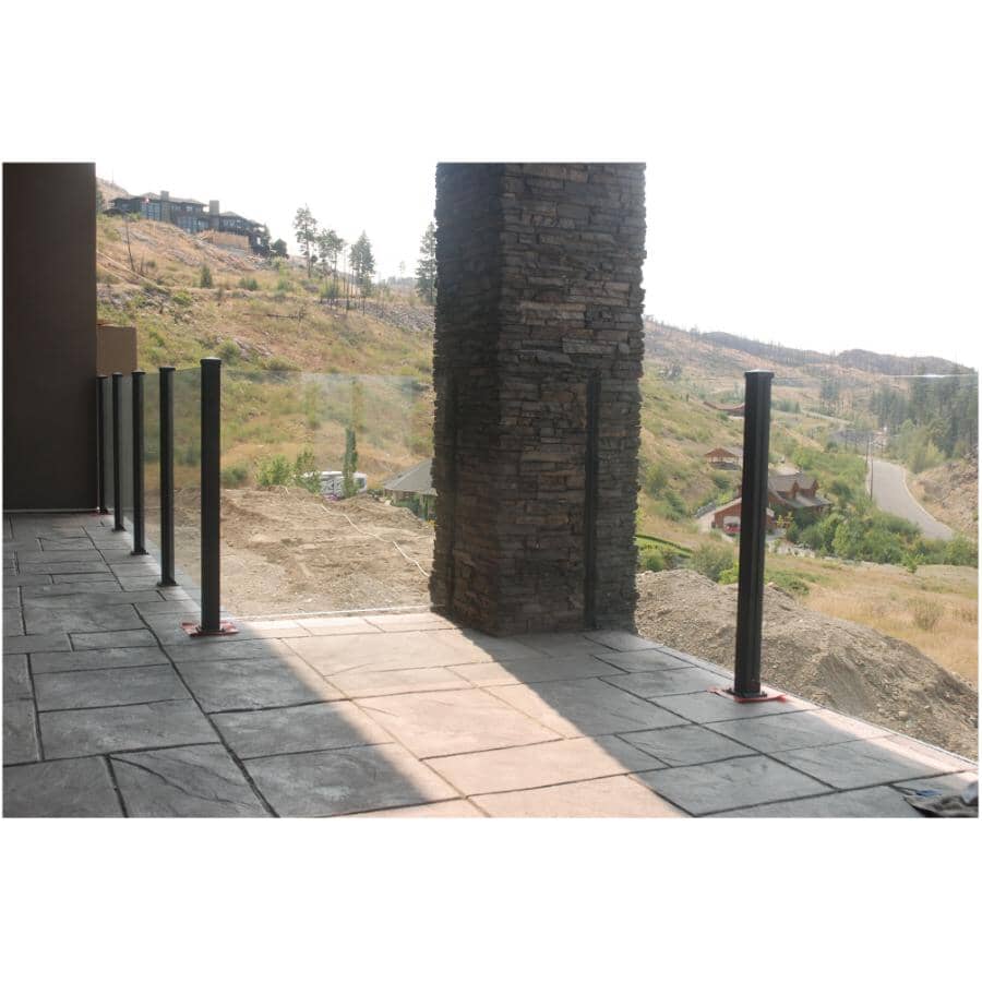 CANWEL Special Order Century Glass Rail System | Home Hardware
