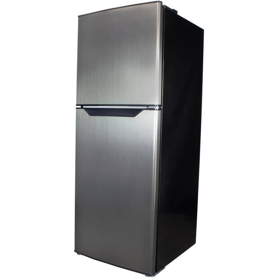 DANBY:7 cu. ft. Top Freezer Refrigerator (DFF070B1BSLDB-6) - Stainless Steel