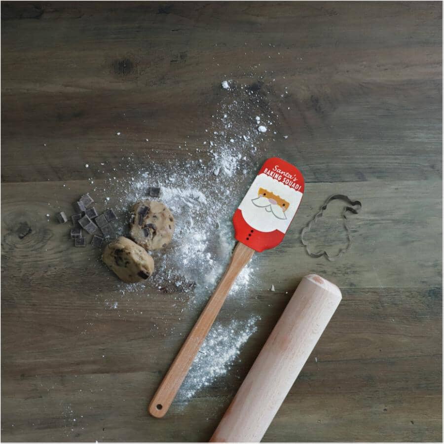Cutter Spaclu HARMAN Santa Cookie Cutter & Spatula Set | Home Hardware