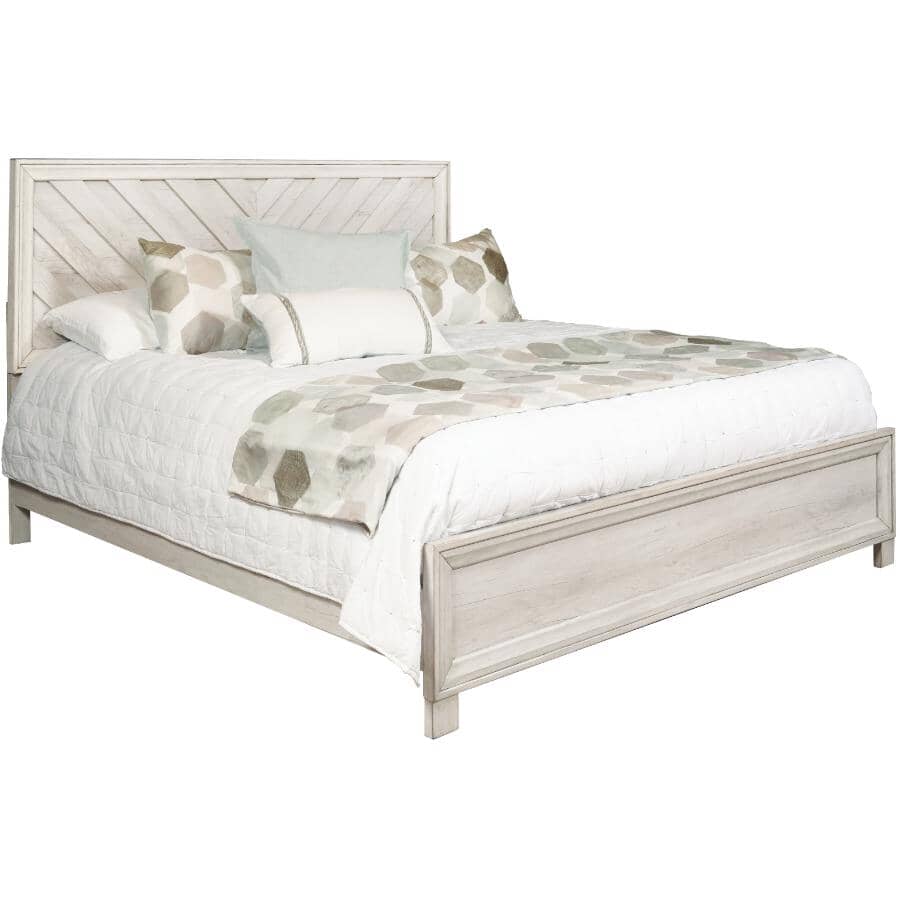 SAMUEL LAWRENCE FURNITURE:Riverwood Queen Bed - White