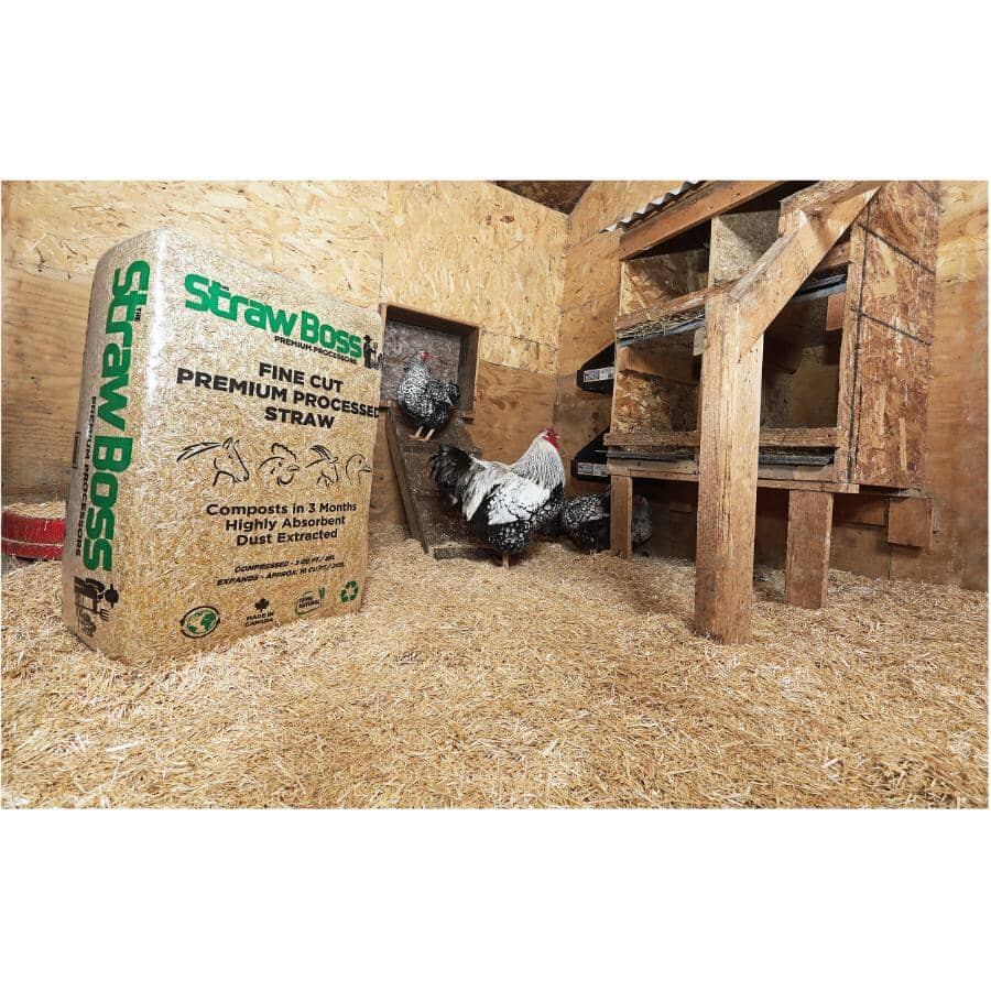 STRAW BOSS Fine Cut Premium Processed Straw | Home Hardware