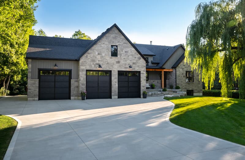 beaver homes and cottage lifestyle image